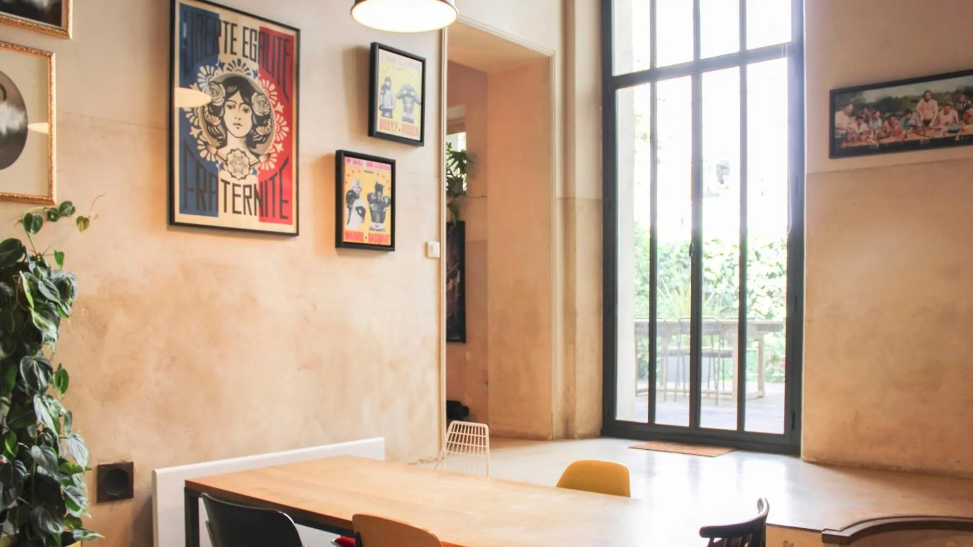 Apartment With Garden Near Place De La Nation Paris